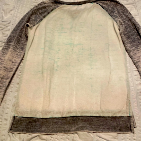 Lightweight Long Sleeve Shirt | Size S essentials by Full Tilt - Picture 4 of 4